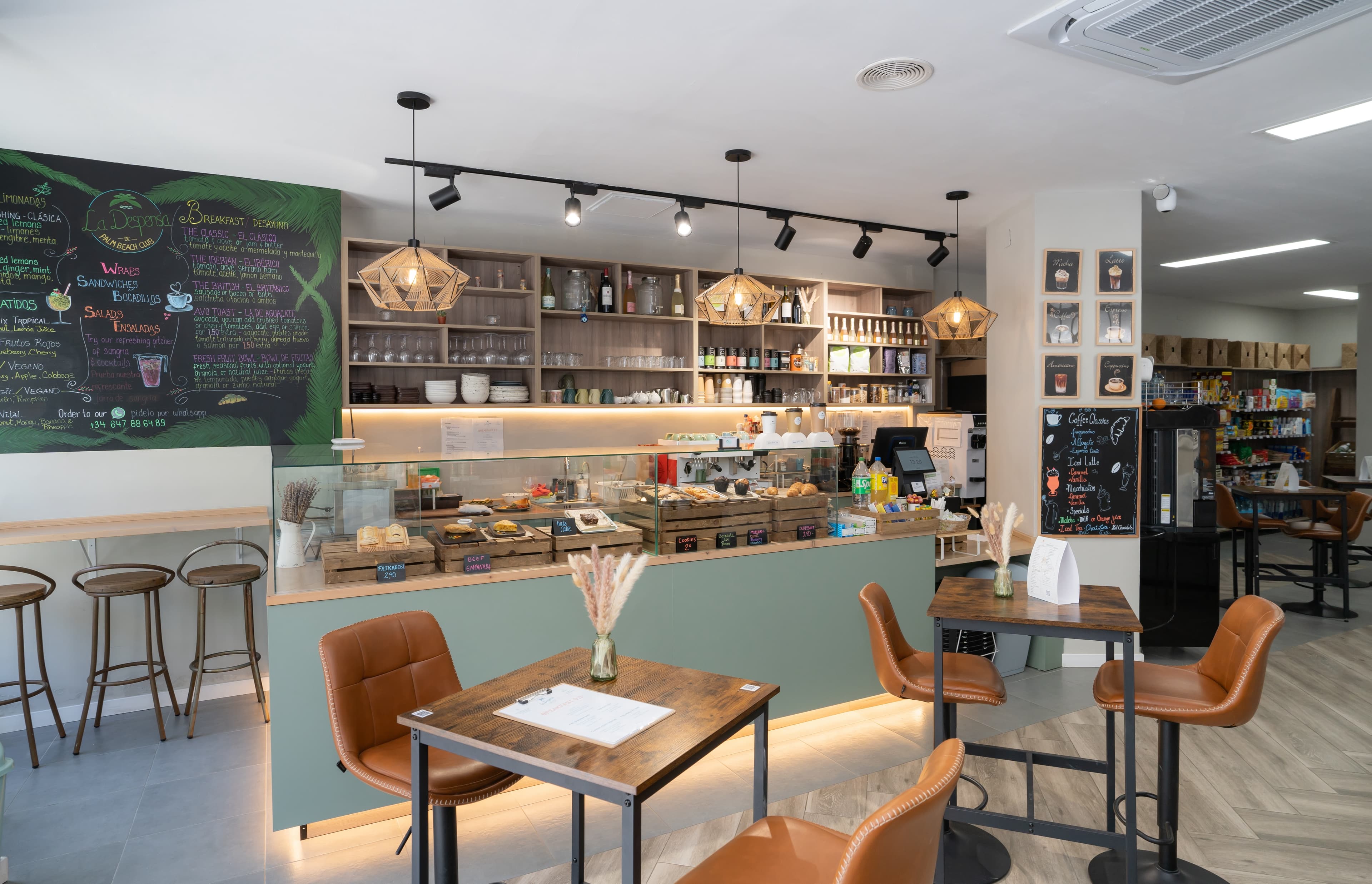 La Despensa café at Palm Beach Club, La Carihuela