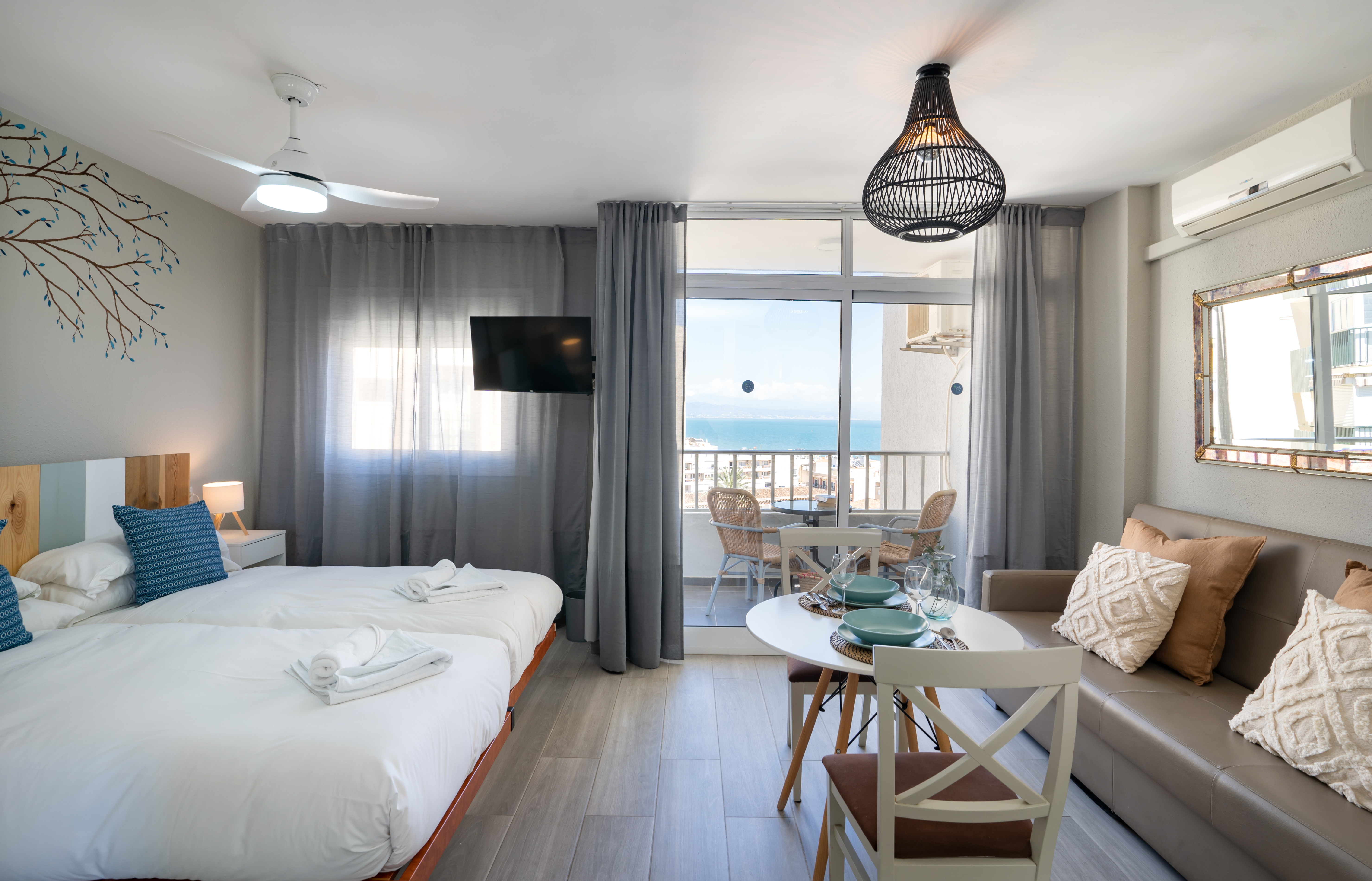 Palm Beach Club apartment